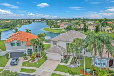 15922 NW 14th Pl, Pembroke Pines, FL 33028 - Photo 3