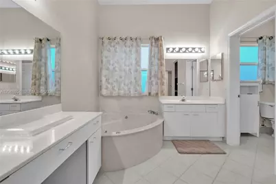 15922 NW 14th Pl, Pembroke Pines, FL 33028 - Photo 73