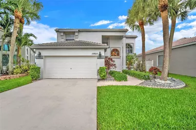 15922 NW 14th Pl, Pembroke Pines, FL 33028 - Photo 23
