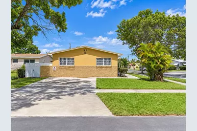 412 SW 10th St #n, Hallandale Beach, FL 33009 - Photo 3