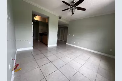 533 NE 3rd Ave #218, Fort Lauderdale, FL 33301 - Photo 3