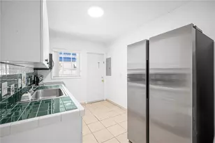 3675 SW 23rd St, Miami, FL 33145 - Photo 13
