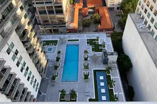 690 SW 1st Ct, Miami, FL 33130 - Photo 9