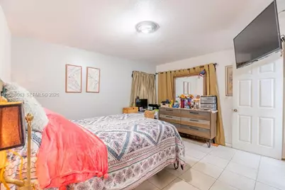 1111 San Remo Cir, Homestead, FL 33035 - Photo 15