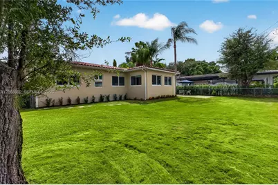 439 Candia Ave, Coral Gables, FL 33134 - Photo 15