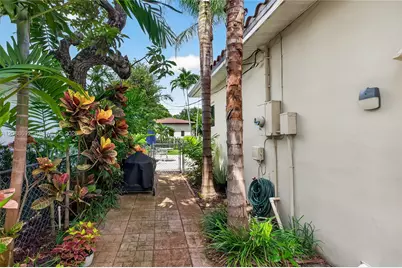 439 Candia Ave, Coral Gables, FL 33134 - Photo 63