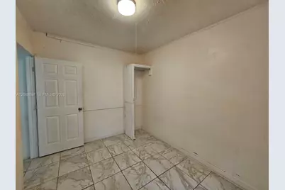 830 SW 50th Ave, Margate, FL 33068 - Photo 17