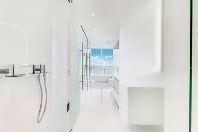[Address not provided], Miami, FL 33131 - Photo 17