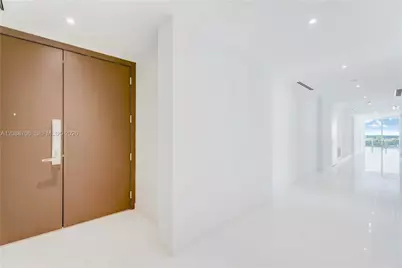 [Address not provided], Miami, FL 33131 - Photo 23
