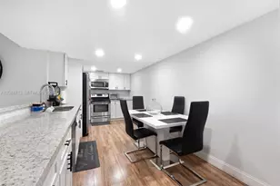 555 NE 123rd St, North Miami, FL 33161 - Photo 3
