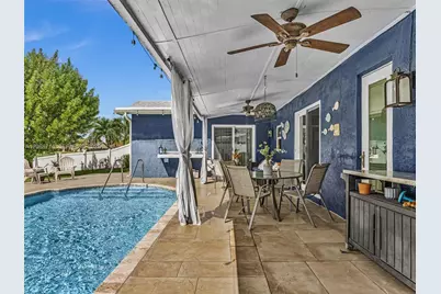 8500 NW 7th St, Pembroke Pines, FL 33024 - Photo 21