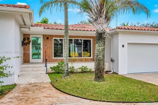 1080 NE 104th St, Miami Shores, FL 33138 - Photo 1