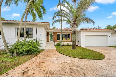 1080 NE 104th St, Miami Shores, FL 33138 - Photo 7
