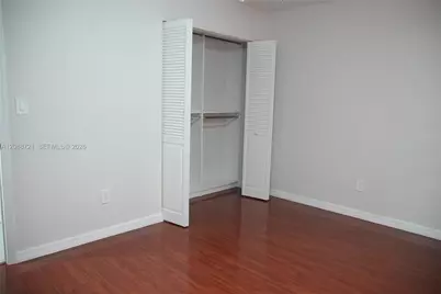 8635 NW 8th St #103, Miami, FL 33126 - Photo 9
