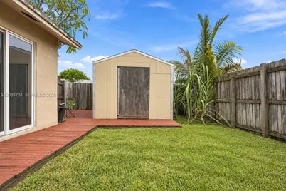 8120 SW 5th Ct, North Lauderdale, FL 33068 - Photo 29