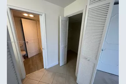 501 SW 11th Pl #410, Boca Raton, FL 33432 - Photo 11