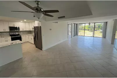 501 SW 11th Pl #410, Boca Raton, FL 33432 - Photo 5