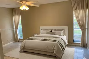 6105 Royal Poinciana Ln, Tamarac, FL 33319 - Photo 11