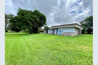 6105 Royal Poinciana Ln, Tamarac, FL 33319 - Photo 3