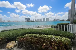 3600 Mystic Pointe Dr, Aventura, FL 33180 - Photo 17
