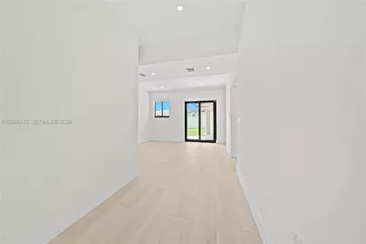 11300 SW 43rd St, Miami, FL 33165 - Photo 5