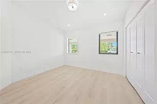 11300 SW 43rd St, Miami, FL 33165 - Photo 9