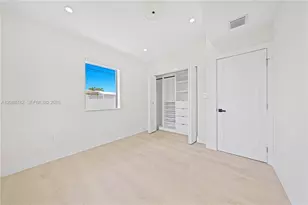 11300 SW 43rd St, Miami, FL 33165 - Photo 11