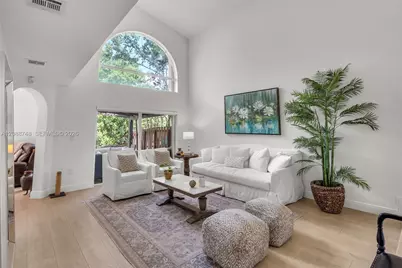 5380 NW 113th Pl, Doral, FL 33178 - Photo 5