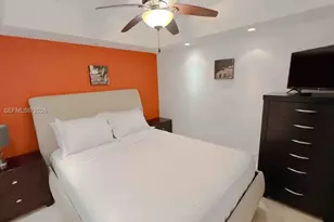 1717 N Bayshore Dr, Miami, FL 33132 - Photo 13