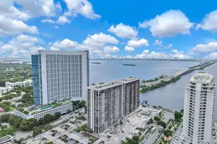 600 NE 36th St, Miami, FL 33137 - Photo 11