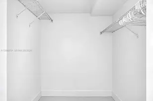 600 NE 36th St, Miami, FL 33137 - Photo 25