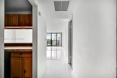 600 NE 36th St #508, Miami, FL 33137 - Photo 29