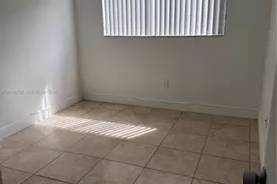 7425 SW 152nd Ave, Miami, FL 33193 - Photo 9