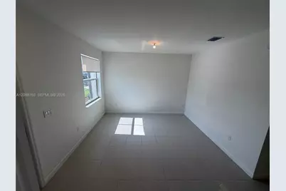 2840 SE 26th Ter #0, Homestead, FL 33035 - Photo 17