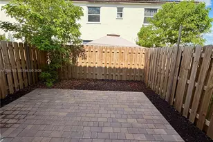 2840 SE 26th Ter, Homestead, FL 33035 - Photo 9