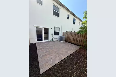 2840 SE 26th Ter #0, Homestead, FL 33035 - Photo 11
