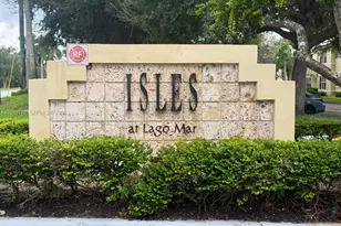 457 Vista Isles Dr, Sunrise, FL 33325 - Photo 1
