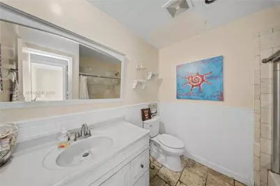 8405 SW 19th St, North Lauderdale, FL 33068 - Photo 13