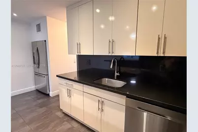3040 NW 27th St #3042, Miami, FL 33142 - Photo 9