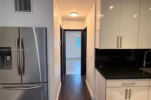 3040 NW 27th St, Miami, FL 33142 - Photo 11