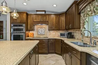 1217 Mockingbird Rd, Key Largo, FL 33037 - Photo 13