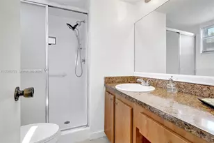 8400 Sunrise Lakes Blvd, Sunrise, FL 33322 - Photo 17