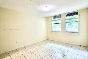 1655 NE 115th St, Miami, FL 33181 - Photo 15