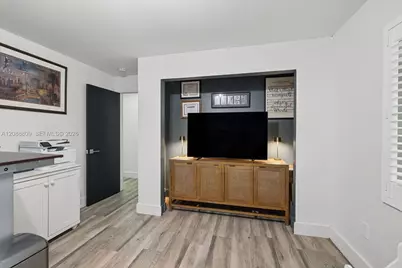 9320 SW 165th St, Palmetto Bay, FL 33157 - Photo 31