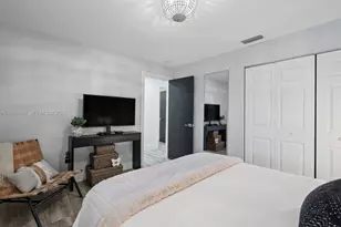 9320 SW 165th St, Palmetto Bay, FL 33157 - Photo 23