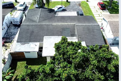 8481 NW 11th St, Pembroke Pines, FL 33024 - Photo 27