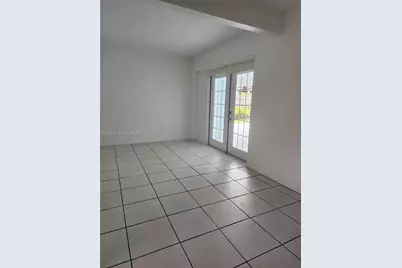 9301 SW 54th St, Miami, FL 33165 - Photo 21