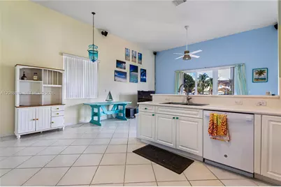 16637 SW 81st Ter, Miami, FL 33193 - Photo 17