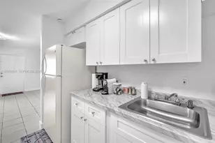 1255 NW 32nd Ct, Miami, FL 33125 - Photo 15