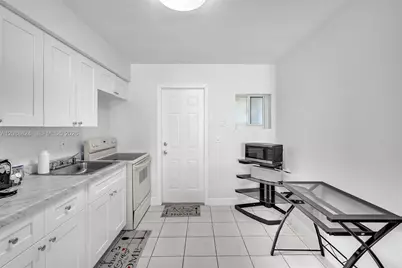 1255 NW 32nd Ct #1255, Miami, FL 33125 - Photo 15